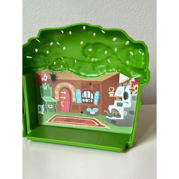 My Little Pony Friendship is Magic FlutterShy Cottage Playset Complete Set - Picture 7 of 10